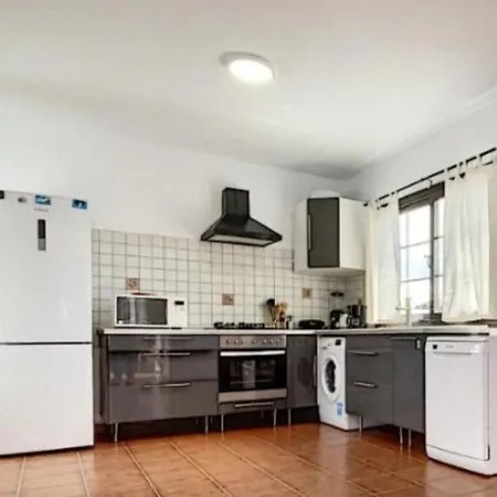 Casa Cedres * يايثا